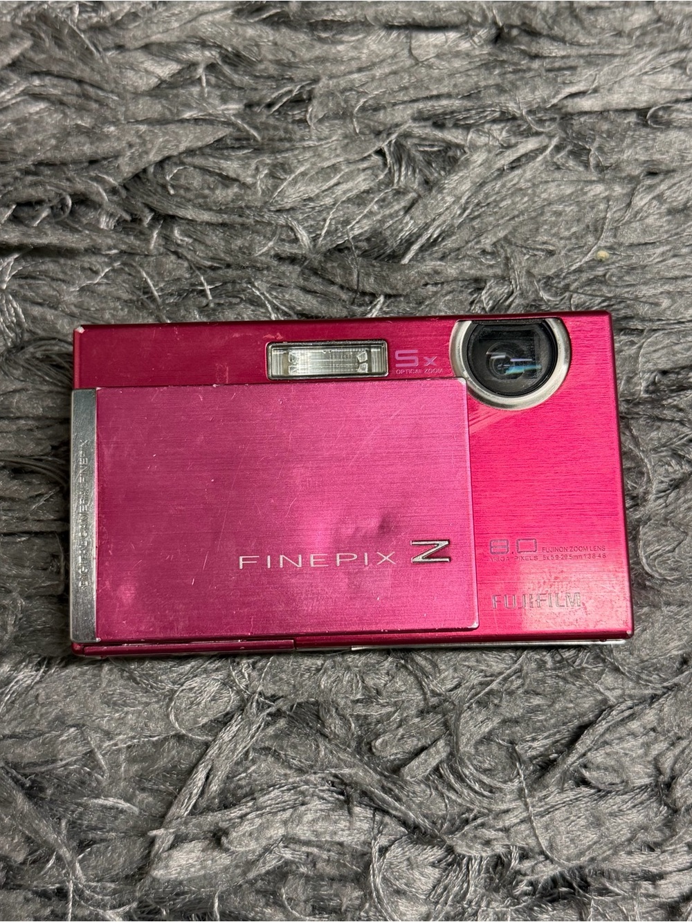 Fujifilm FinePix Z Compact Digital Camera - Magenta Pink